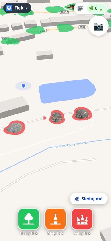 Velké fleky na mapě s fotkou